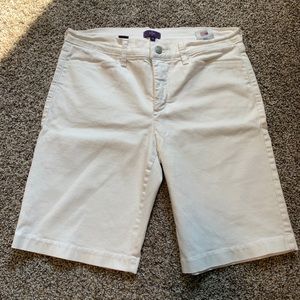 NYDJ White Long Jean Shorts✨